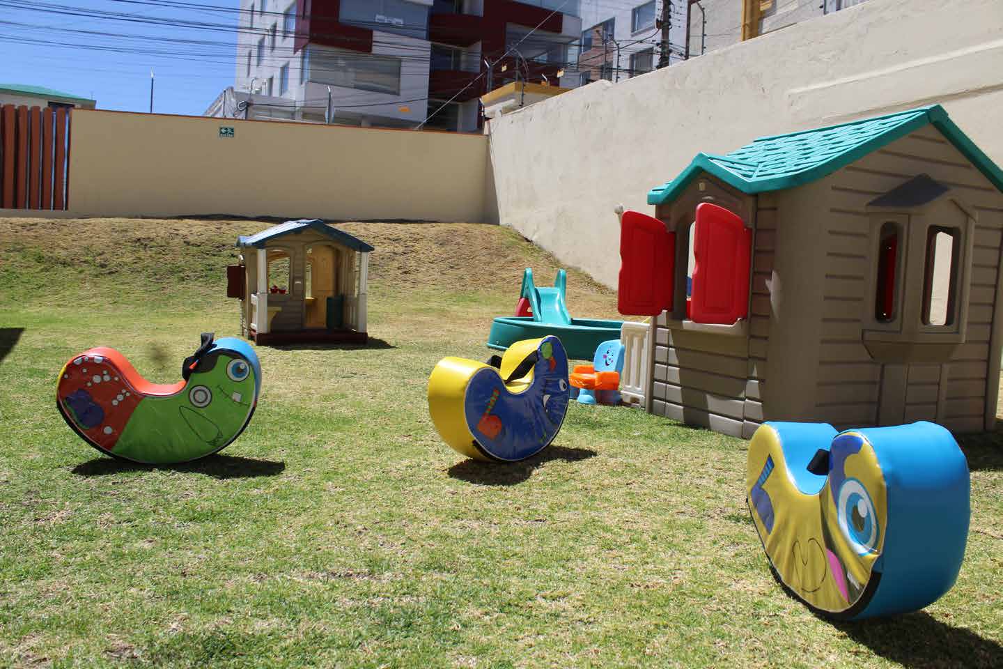 Patio de Juegos Infantiles Principal